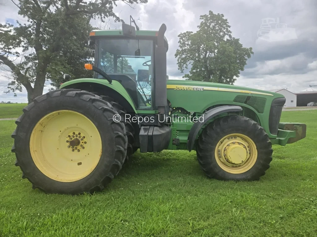2004 John Deere 8420 Tractor