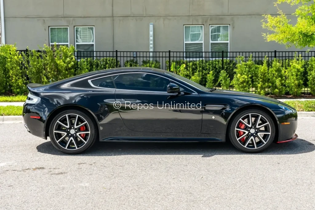 2012 Aston Martin V8 Vantage S Coupe